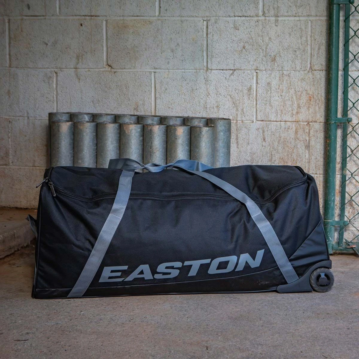 Easton Team Equipment Wheeled Bag 3 Easton Team Equipment Wheeled Bag - Image 3